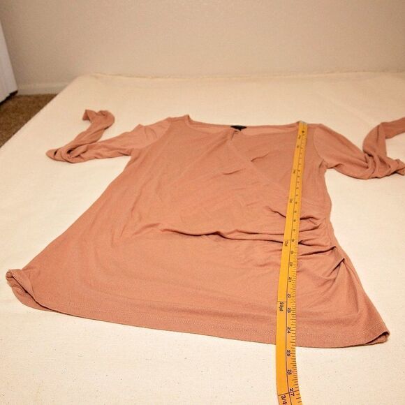 Ann Taylor Keyhole Long Sleeve Top - Picture 6 of 6